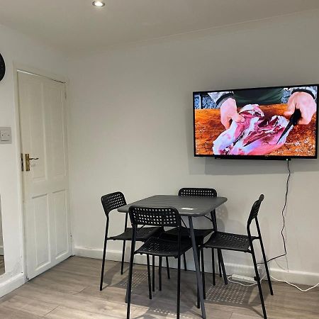 Plough Way Flat Apartment ลอนดอน ภายนอก รูปภาพ