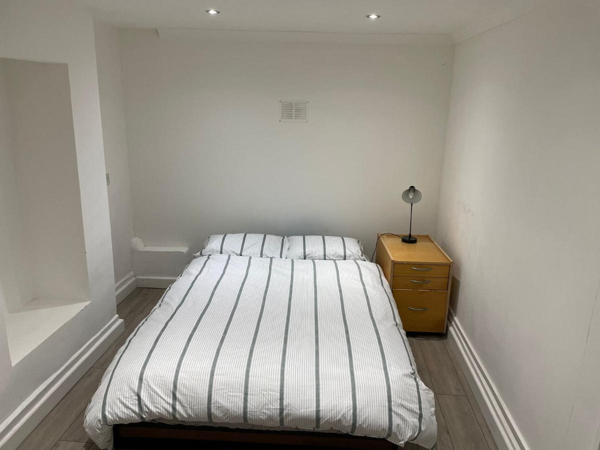 Plough Way Flat Apartment ลอนดอน ภายนอก รูปภาพ