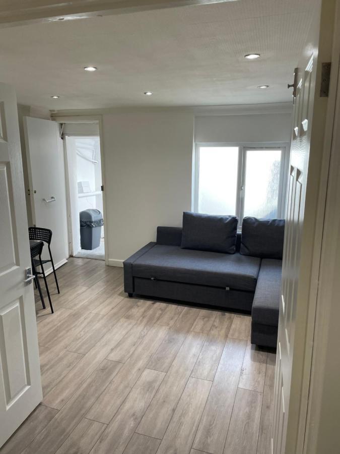Plough Way Flat Apartment ลอนดอน ภายนอก รูปภาพ