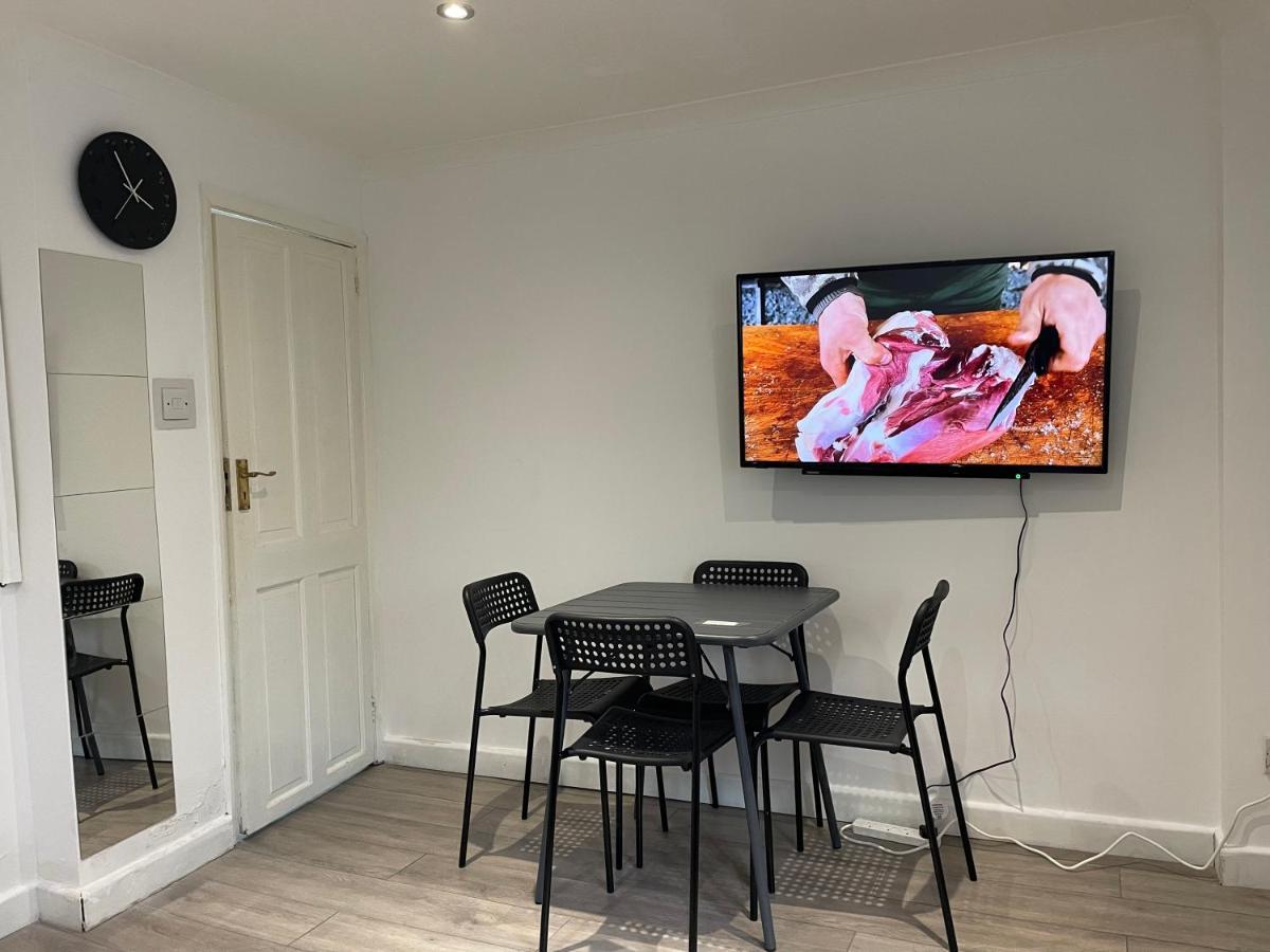 Plough Way Flat Apartment ลอนดอน ภายนอก รูปภาพ