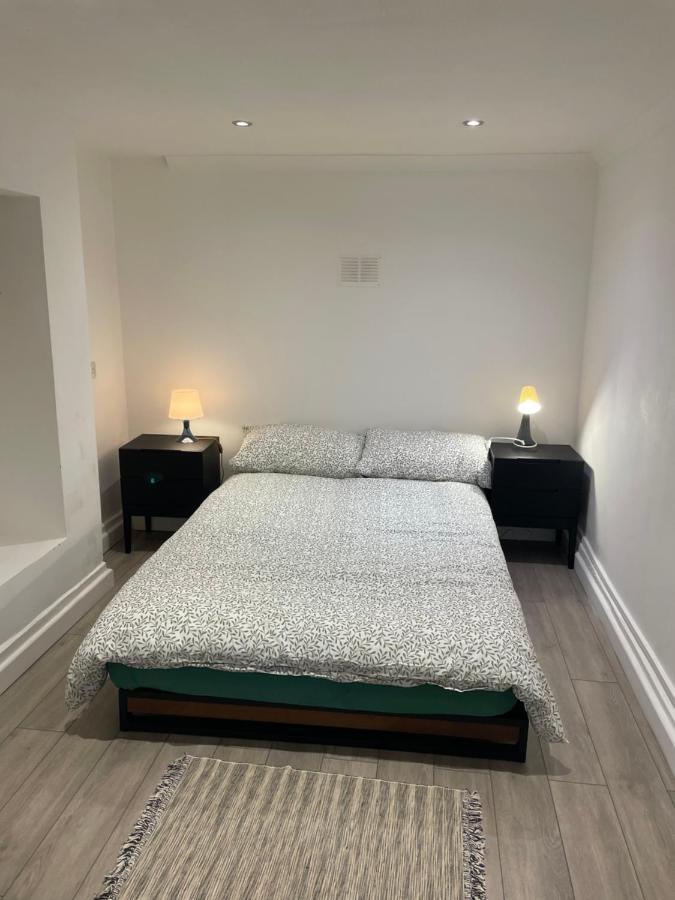 Plough Way Flat Apartment ลอนดอน ภายนอก รูปภาพ